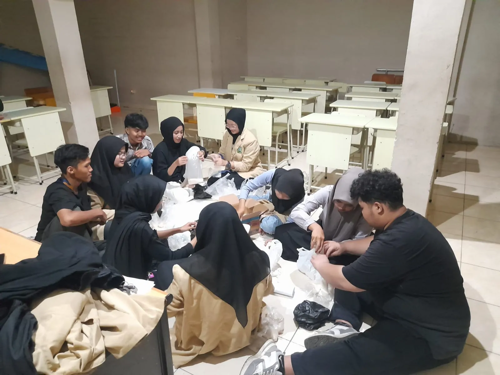 Peduli Kasih korban Bencana Loji